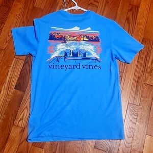 Vinyard Vines xs shirt